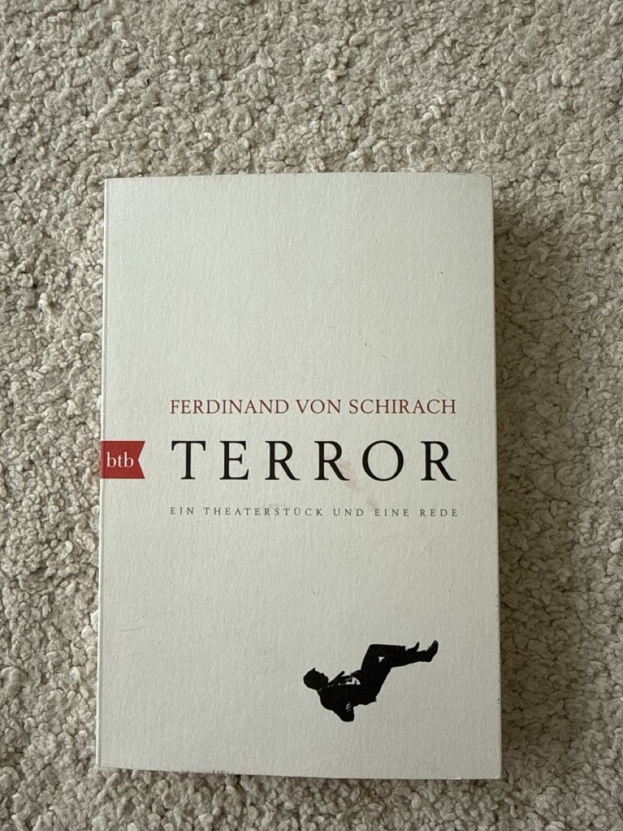 Livres: Ferdinand von Schirach Terror – D'occasion à St. Niklausen LU par car_2562