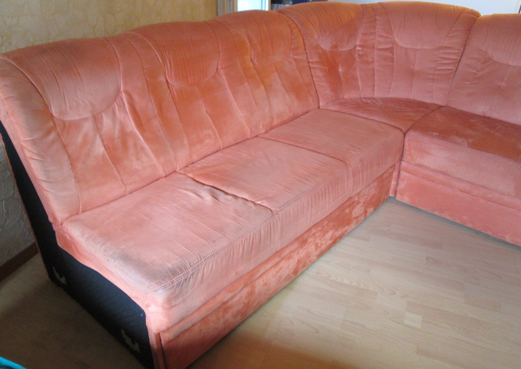 Divani: GRATIS! Gemütliches Ecksofa mit Schlaffunktion in Terrakotta – Usato da döttingen venduto da Gorbs1 5
