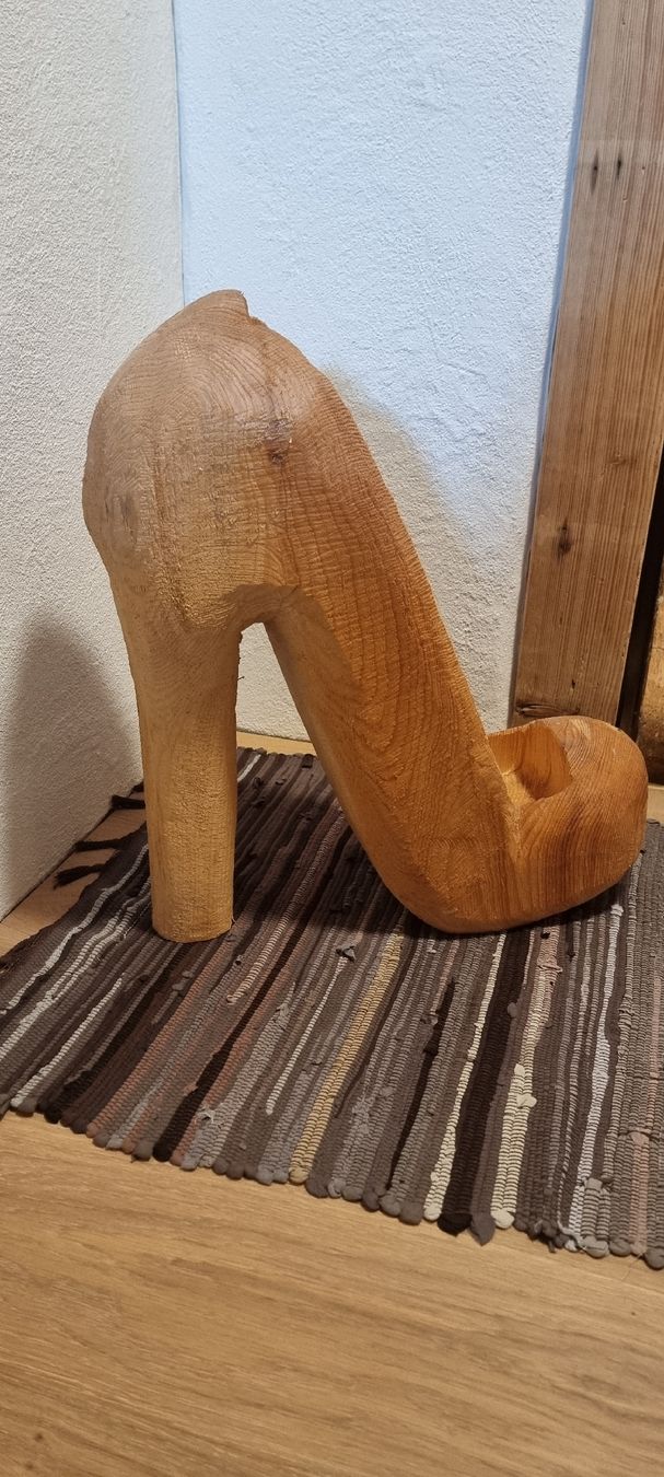Sculture & Statue: Unikat Handgeschnitzter Highheel aus Holz – Nuovo (secondo la descrizione) da Heiden venduto da Butterflylady 1