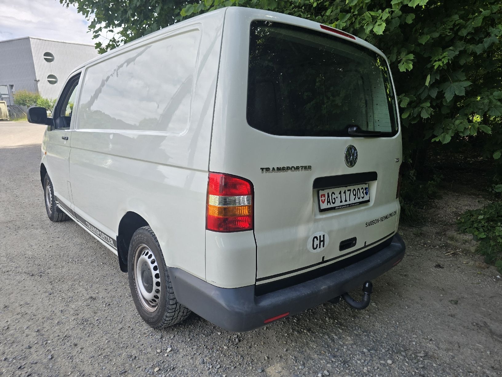 VW Automobili: VW T5 1.9 TDI – Usato da Staufen venduto da Feederboy 4