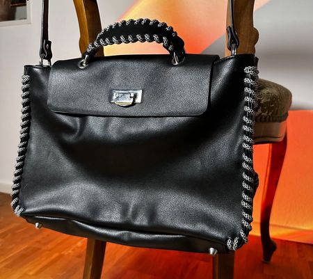 ZARA Handtasche mit geflochtenem Detail