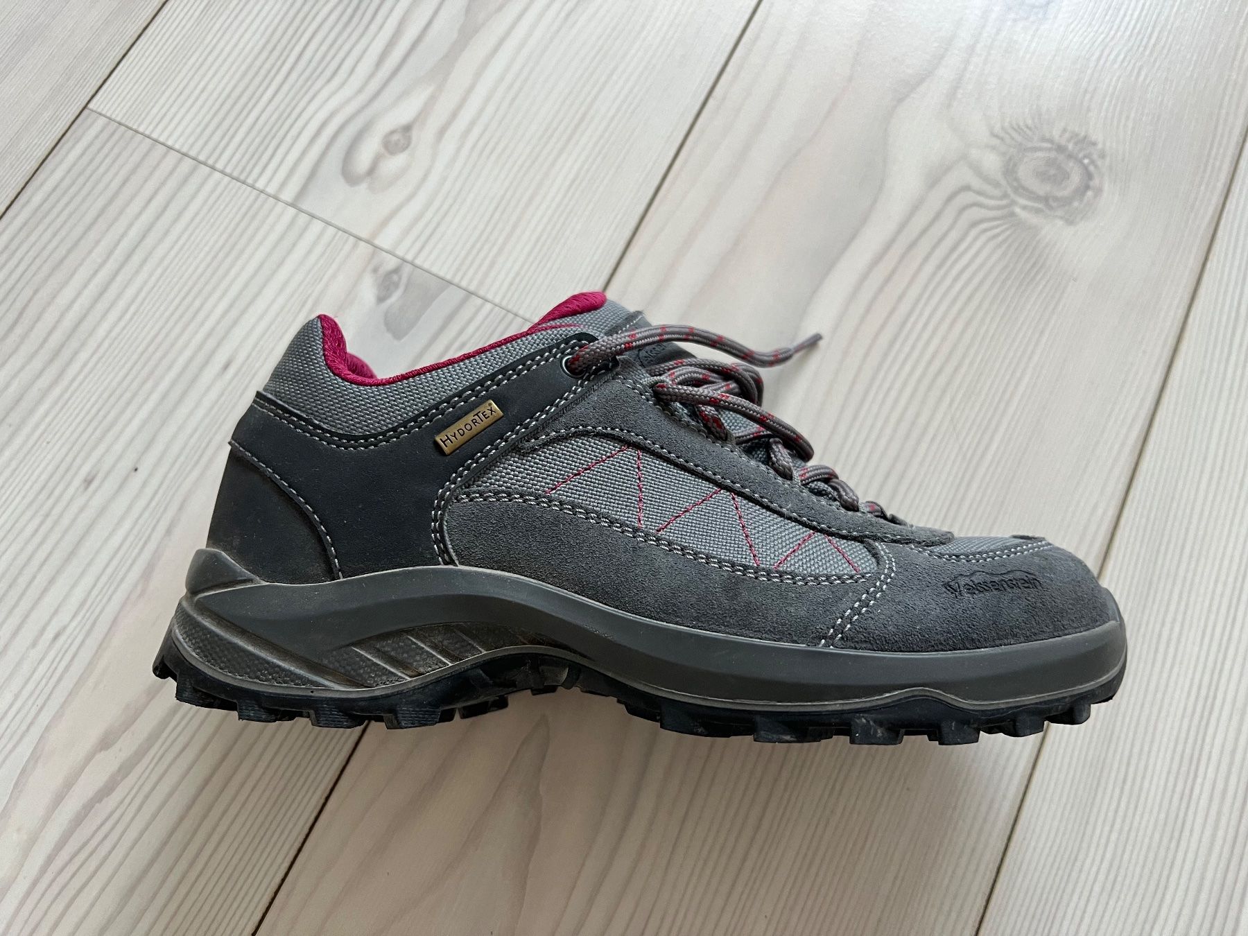 Chaussures femmes: Trekking-Schuhe – D'occasion à Dübendorf par geiserfamily 2