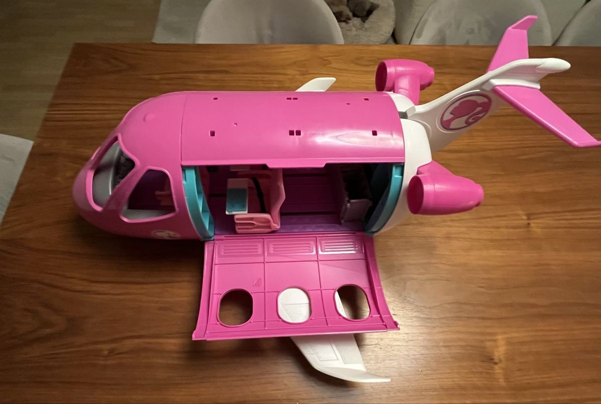 Jouets: Barbies – D'occasion à Luzern par ros_bgg6