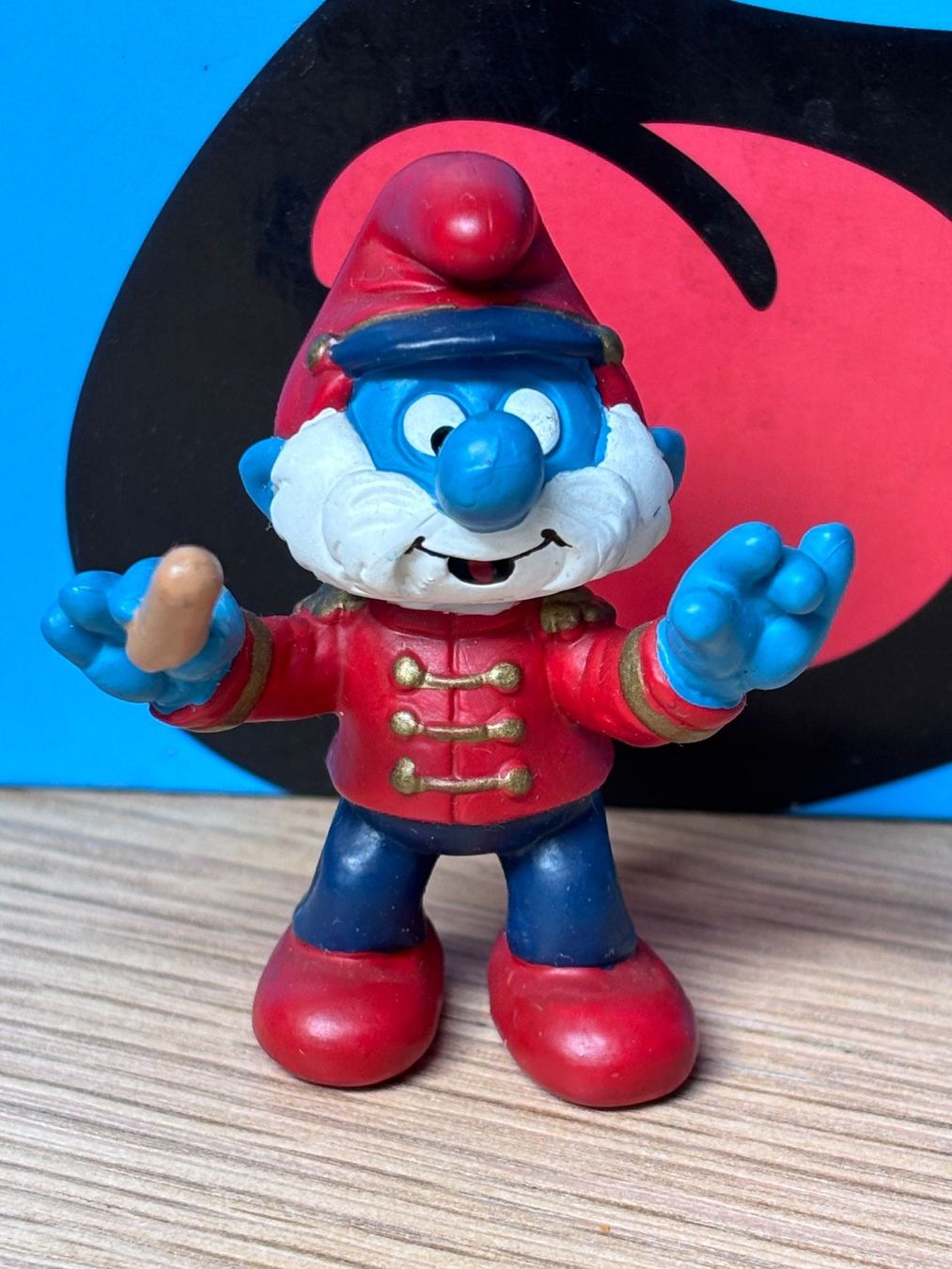 Schleich Statuette: Papa Schlumpf als Dirigent / Orchester – Usato da Lyss venduto da Duckszone