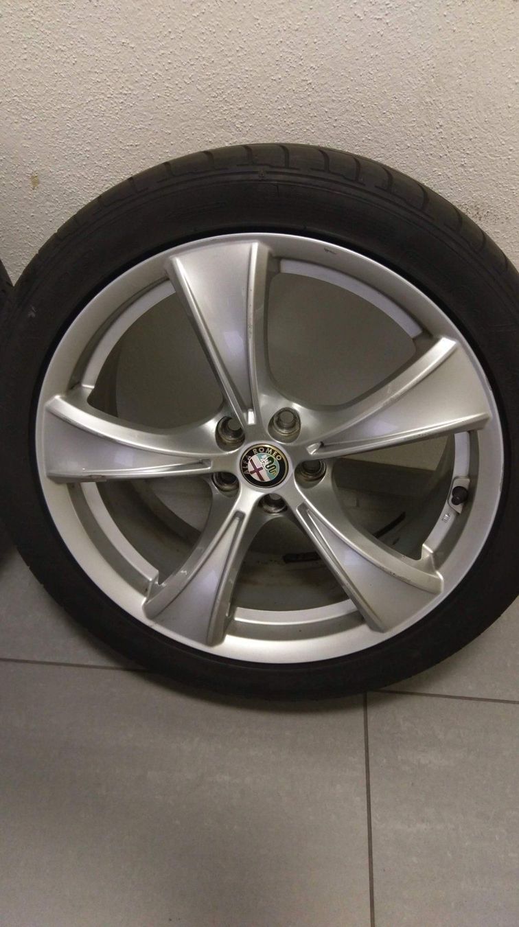 Alfa Romeo Cerchioni: Alfa Romeo Q2 17" Felgen – Usato da Basel venduto da brunoaamartins 4