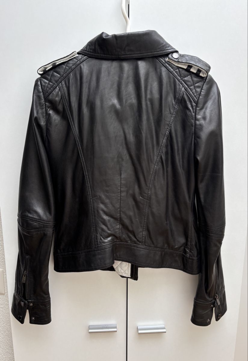 Giacche: Tolle Lederjacke mit coolen Details – Usato da Richterswil venduto da nicolela 2