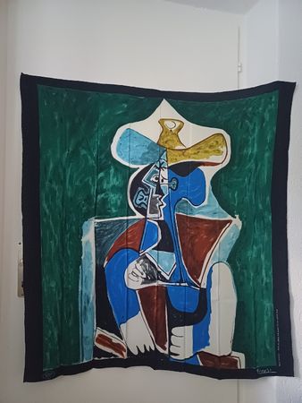 Seidenfoulard mit Picasso Motiv, 115x115cm
