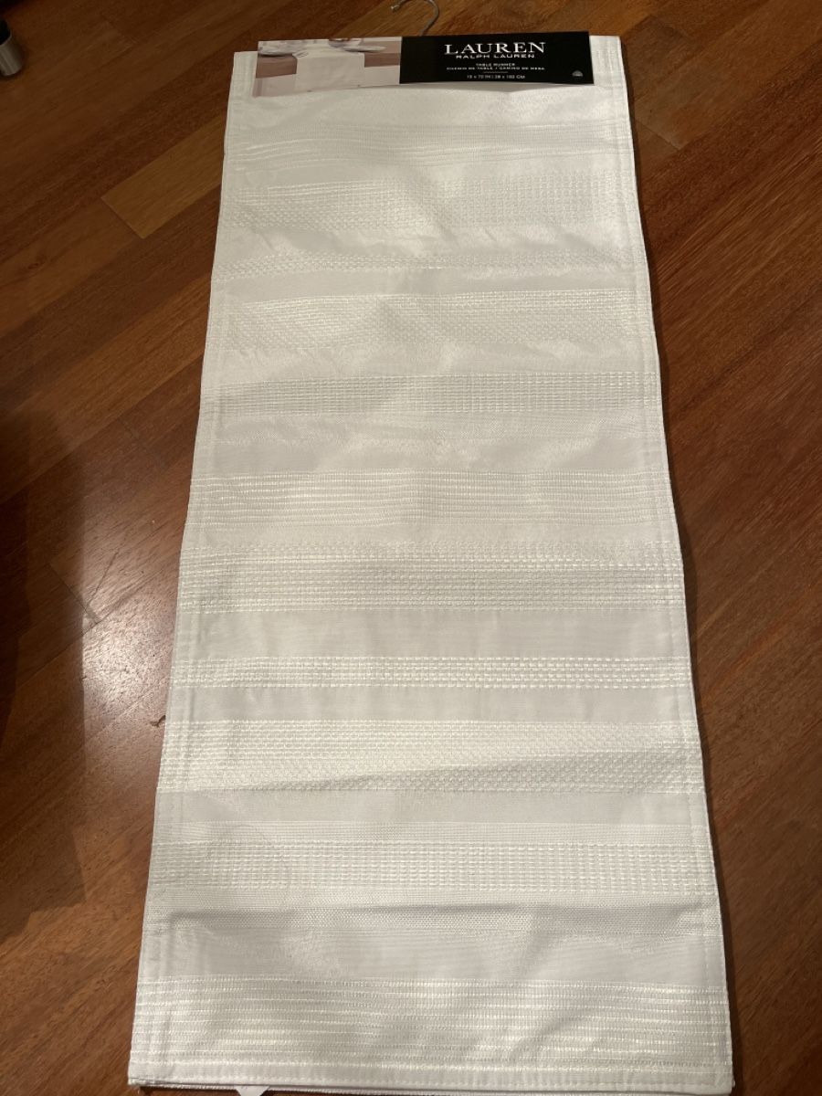 Ralph Lauren Altra biancheria da tavola: Tischläufer von Ralph, Lauren, originalverpackt – Nuovo e nell'imballaggio originale da Zollikerberg venduto da hei_cmm5