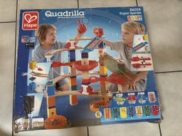Hape Quadrilla Spiralburg E6024