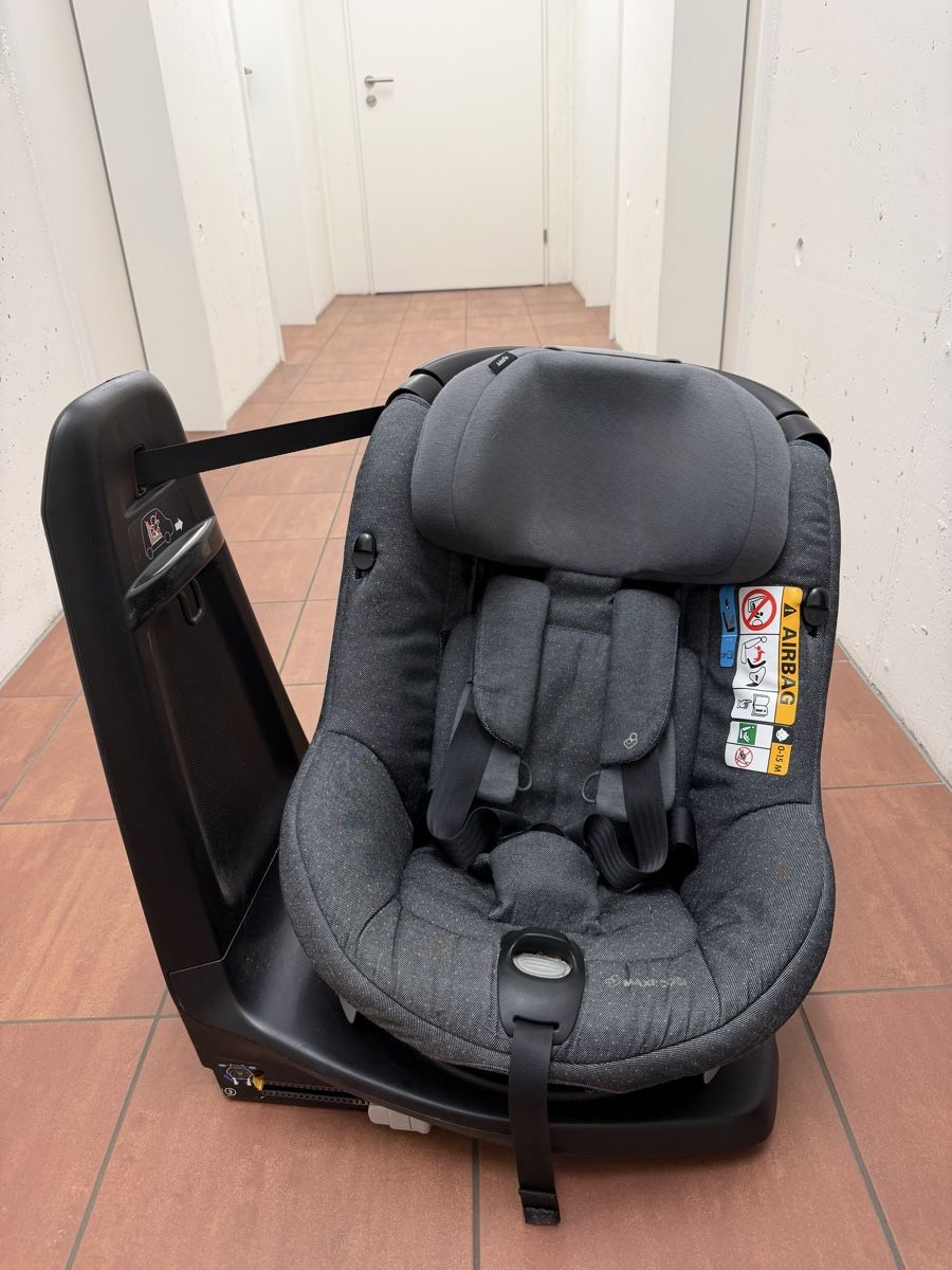 Maxi-Cosi Seggiolini per auto: Kindersitz - Maxi-Cosi AxissFix Reboarder – Usato da Wettswil venduto da _Hi_There 1