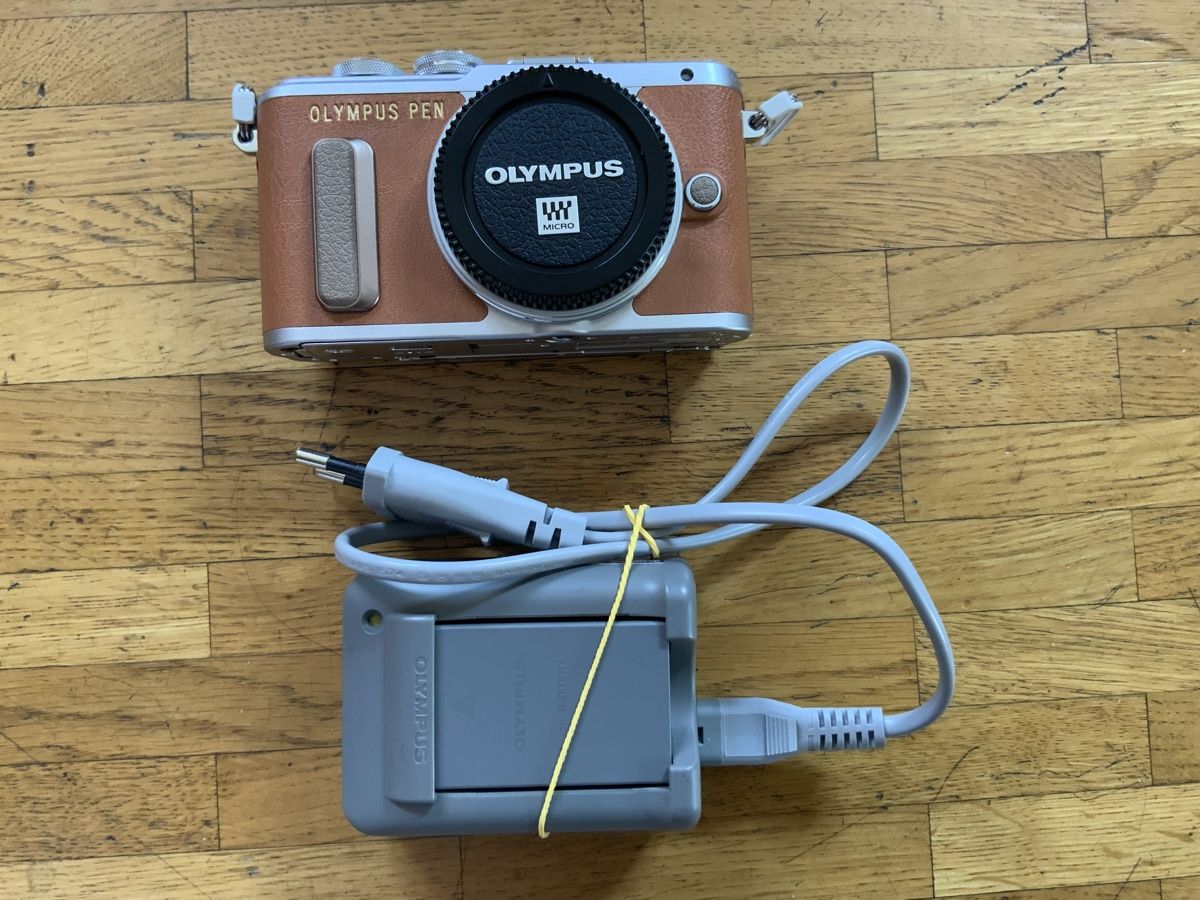 Olympus Fotocamera: OLYMPUS PEN E-PL8 - ETAT NEUF – Nuovo (secondo la descrizione) da Genève venduto da SwissGeneva