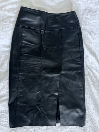 KAREN MILLEN -Lederjupe in Grösse S