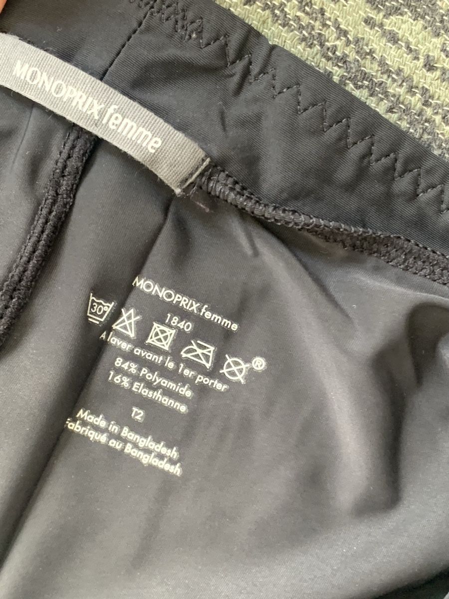 Gonne: Sous-Jupe Monoprix noire taille taille 2 / M – Nuovo (secondo la descrizione) da Lausanne venduto da Xiaoxi 2