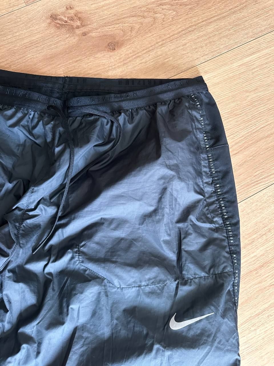 Nike Pantaloni: Hosen Nike Running Division GR.L – Usato da Bern venduto da ed_z717 2