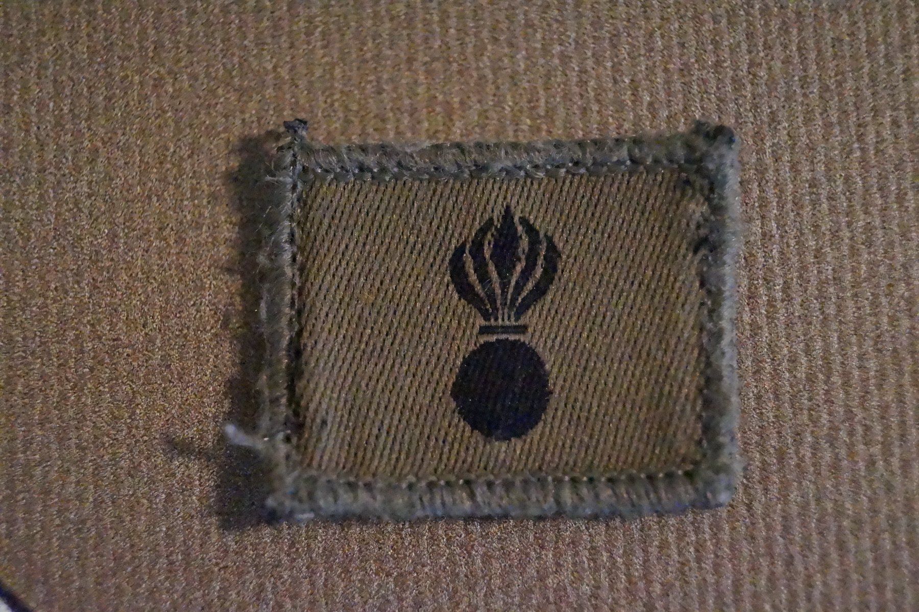 Schweizer Armee Plaketten & Abzeichen: Grenadier – Gebraucht aus Schaffhausen von aos_hv6l