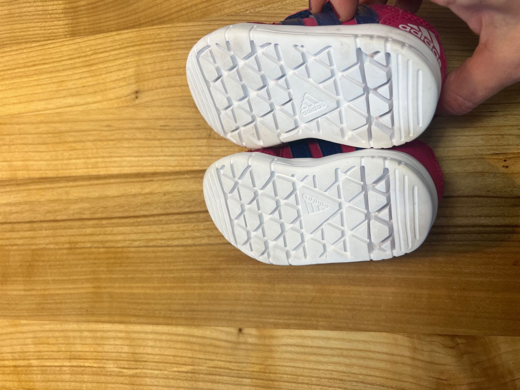 Adidas Schuhe für Jungen: Adidas Lauflerner Sneaker Gr. 20 – Gebraucht aus Zürich von klily 3