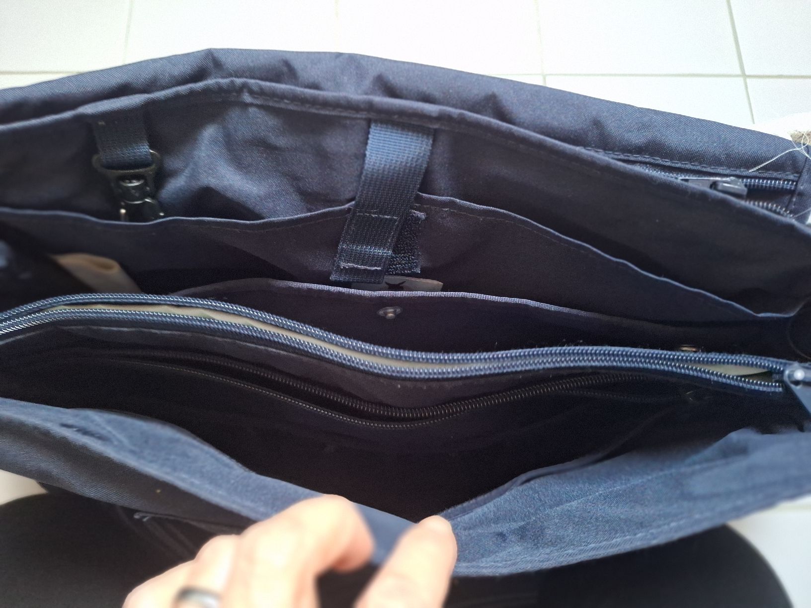 Lässig Borse: Wickeltasche Lässig – Usato da Sissach venduto da Nothing123 4