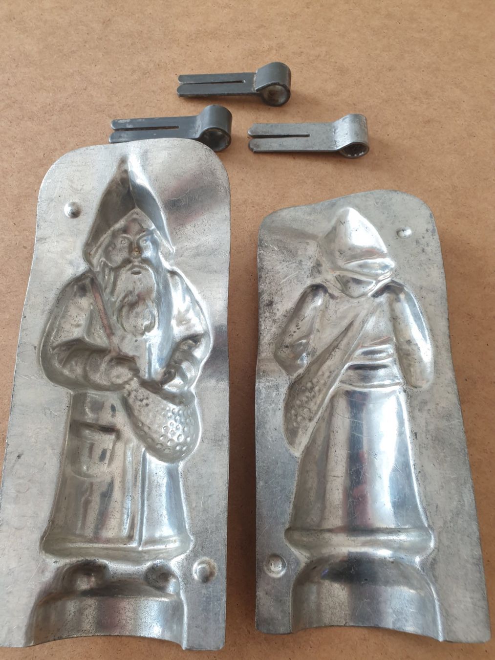 Moules à gâteaux: ST. NIKOLAUS - alte Blech - Schokoladen - Giessform – D'occasion à Liestal par flohmy 3