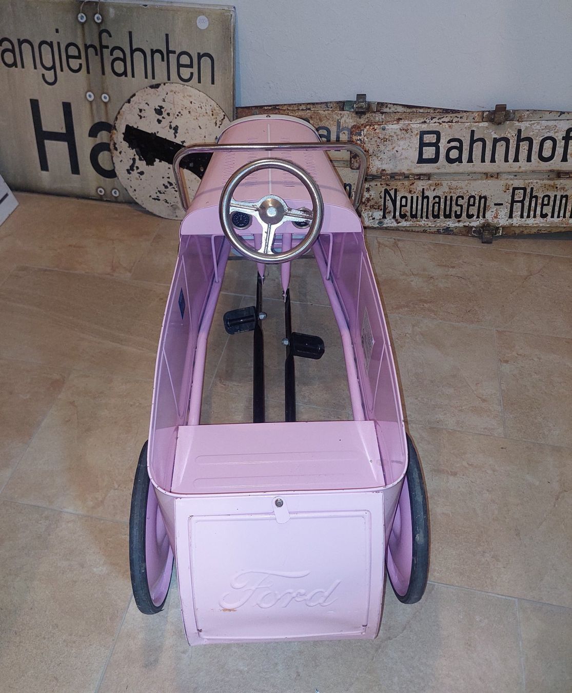 Véhicules pour enfants: Tretauto Ford – D'occasion à Siblingen par rantiques 1