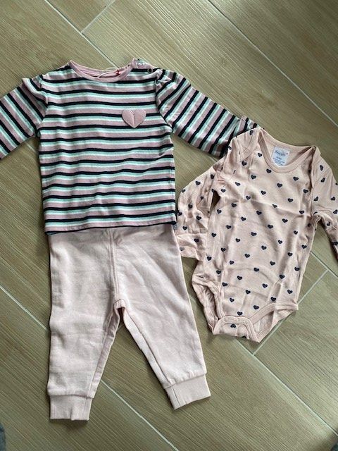 Lotti & Set di vestiti: neues Baby Set Gr. 74 – Nuovo (secondo la descrizione) da Staufen venduto da Nasli 1