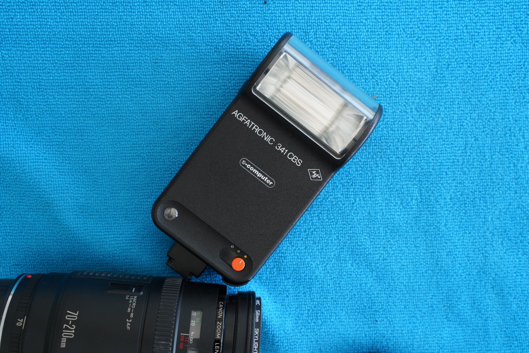 Canon Kamera: Canon EOS 40D - 38-76,, 1:4.5-5.6 - 70-210mm - Blitz – Defekt aus Dagmersellen von sim_zqh8 8