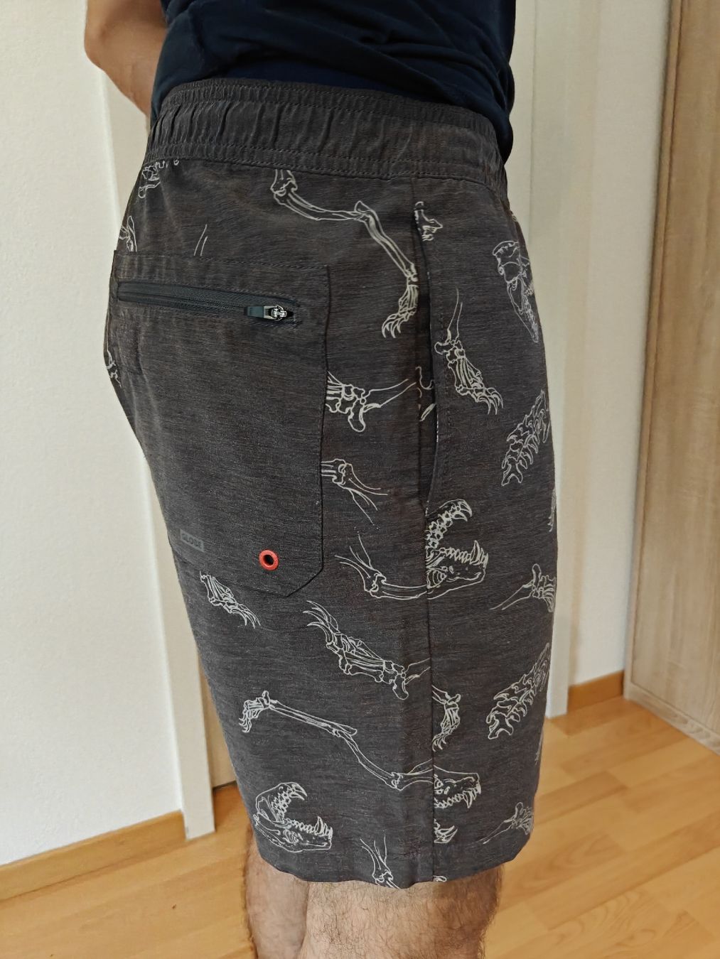 Pantaloni: Herren Shorts Gr. L – Usato da Olten venduto da Edelw1ss 1