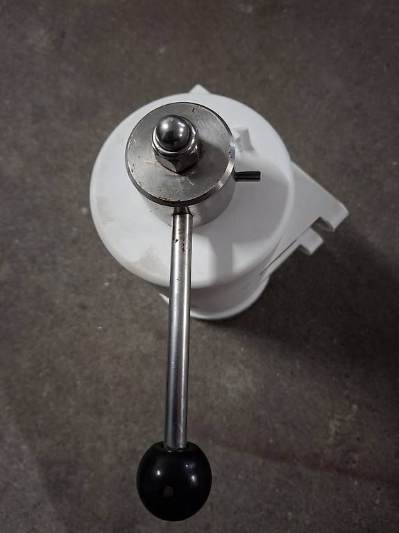 Prodotti di pulizia: Kamar Handwaschpastenspender 2.5kg robust top – Usato da Goldau venduto da Chrigl.L. 2