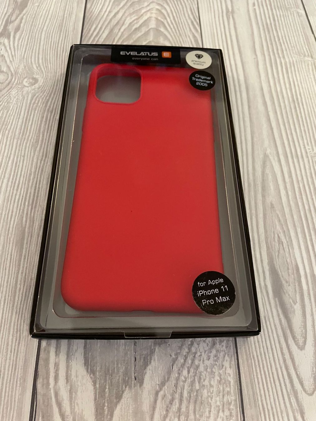 Cover & Protezioni schermo: Coque rouge pour iPhone 11 Pro Max – Nuovo e nell'imballaggio originale da Préverenges venduto da groli_mur