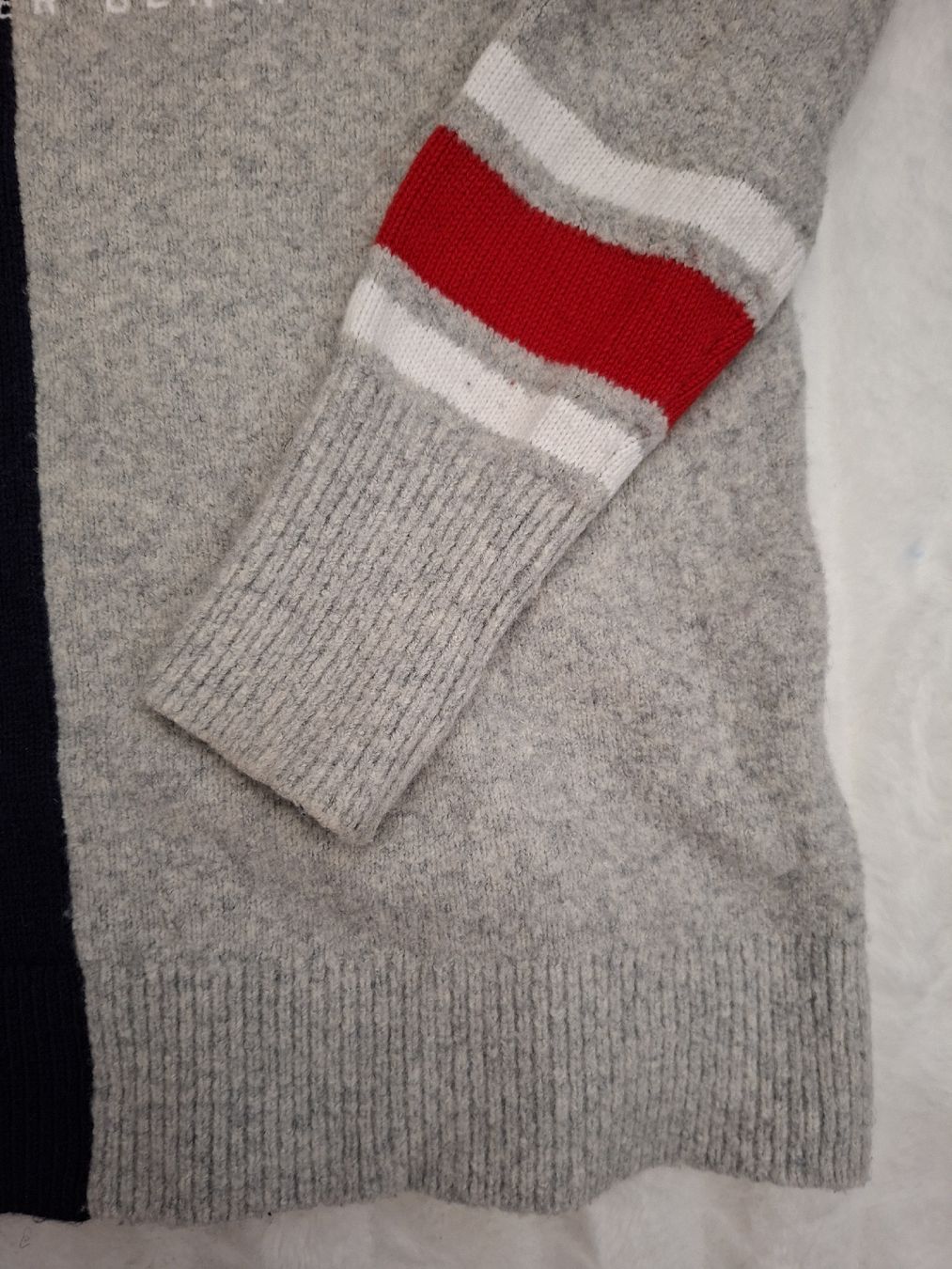 Tommy Hilfiger Maglioni & Felpe: Pull  Tommy Hilfiger Denim bicolore gris et bleu S – Usato da Renens VD venduto da ser_j2fn 2