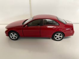 Welly Mercedes-Benz E-Klasse W212 1:32-36  427 / 418