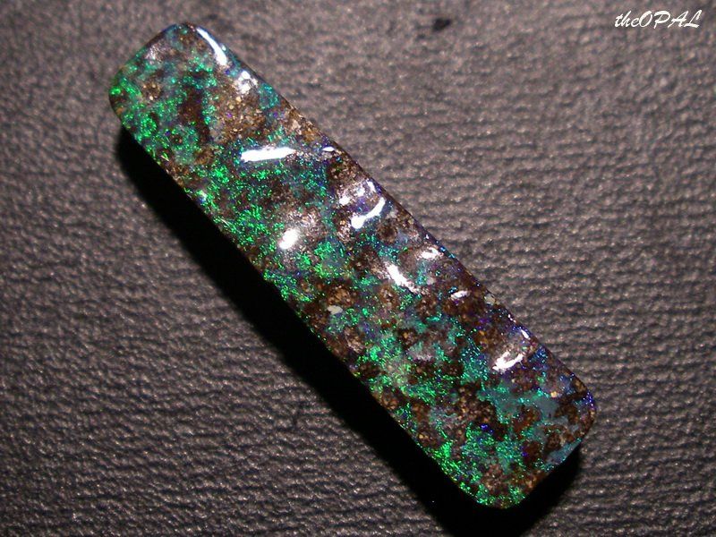 Edelsteine: theOPAL *** BOULDER OPAL 7,01ct (Australien)  *** – Neu und originalverpackt aus Ebnat-Kappel von theOPAL