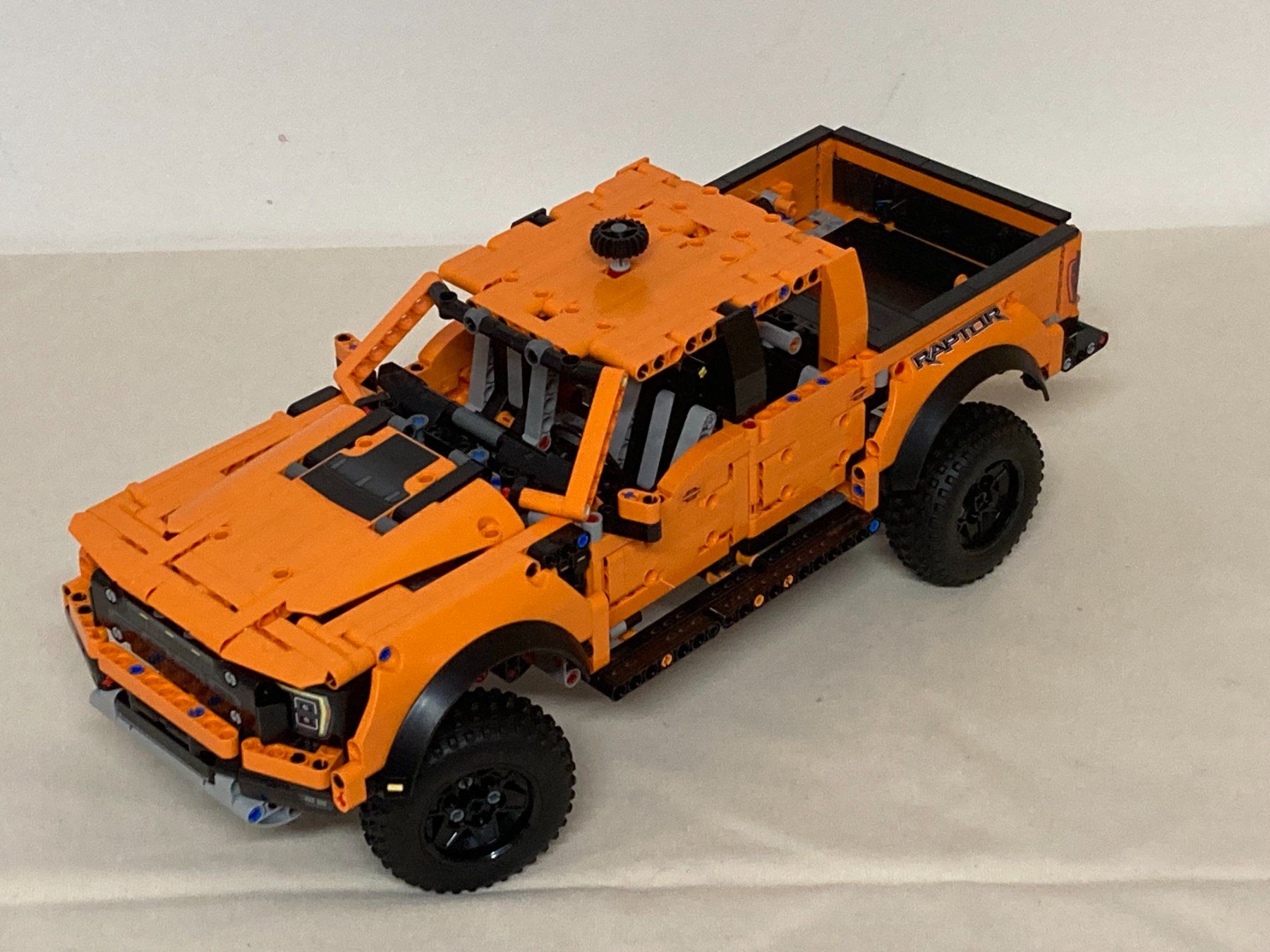 Technics Kit di costruzioni: Lego Technic - 42126 Ford Raptor – Usato da Reinach BL venduto da Loma8