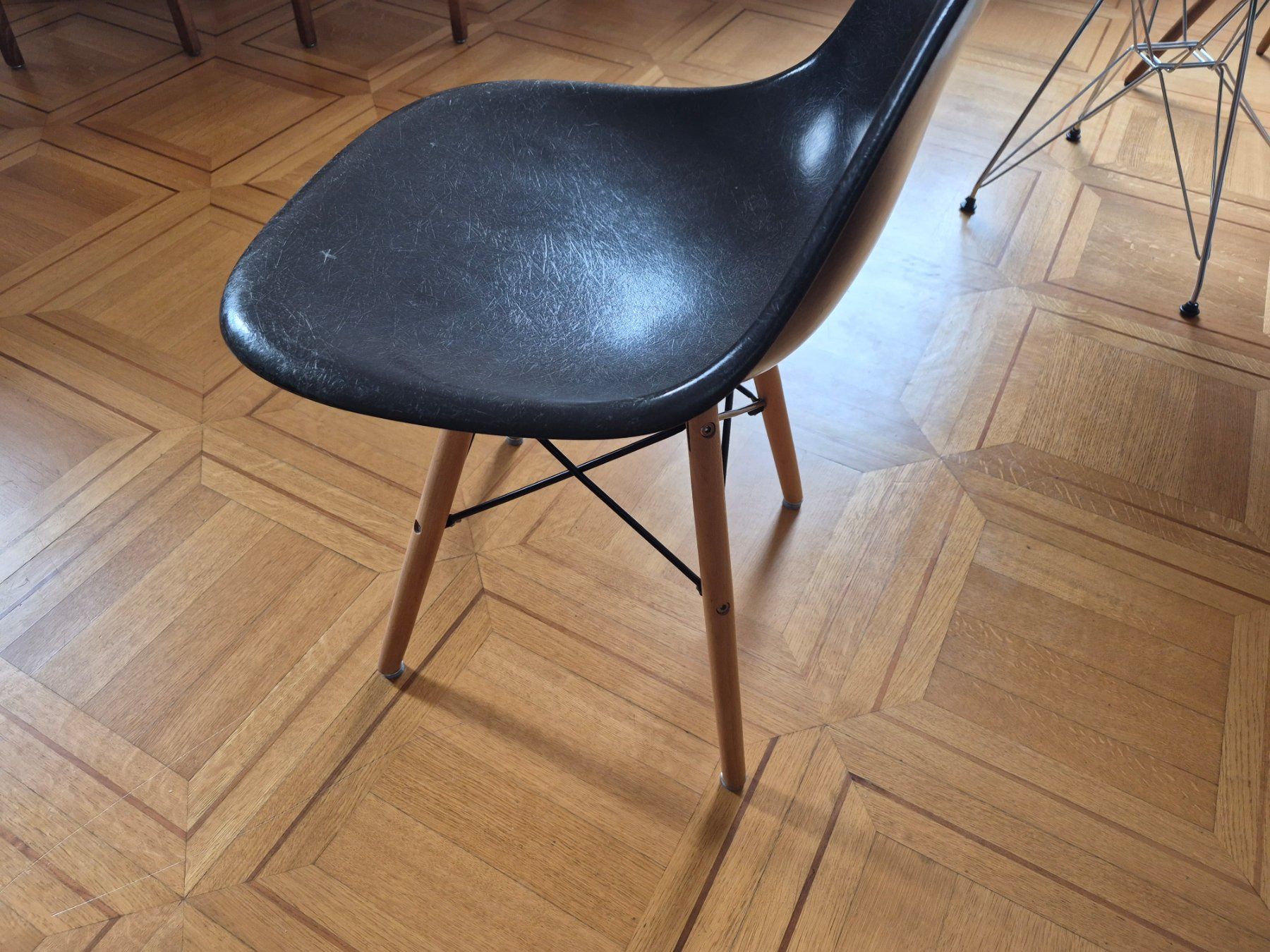 Herman Miller Chaises: Original Eames Fiberglass Shell | Herman Miller + Base – D'occasion à Zürich par Frank-52 1