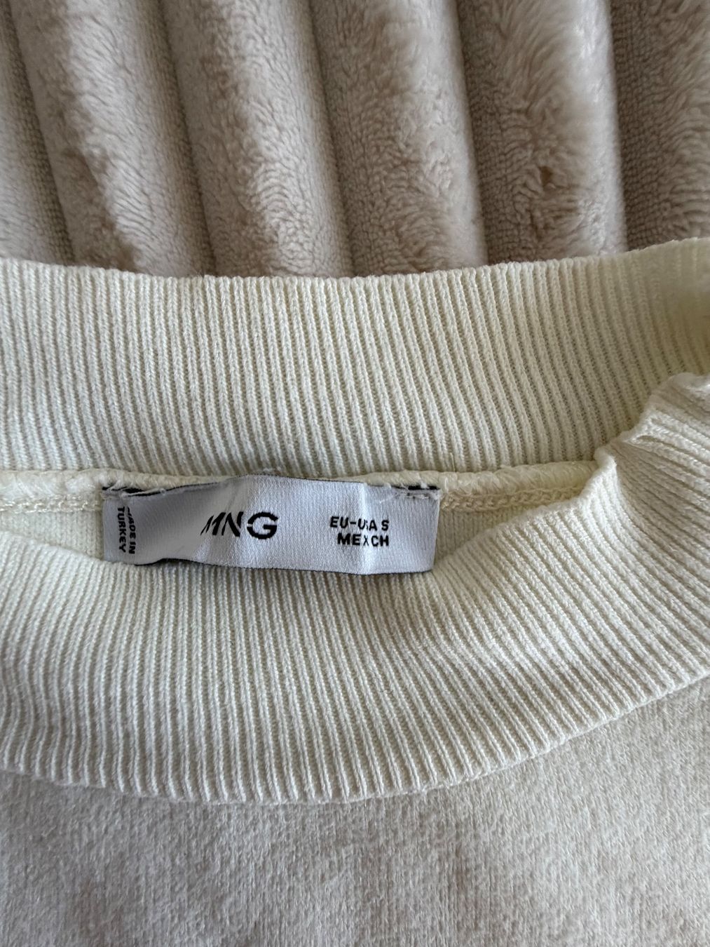 Mango Tops: Stricktop Mango – Gebraucht aus Luzern von maz_jq6n 1