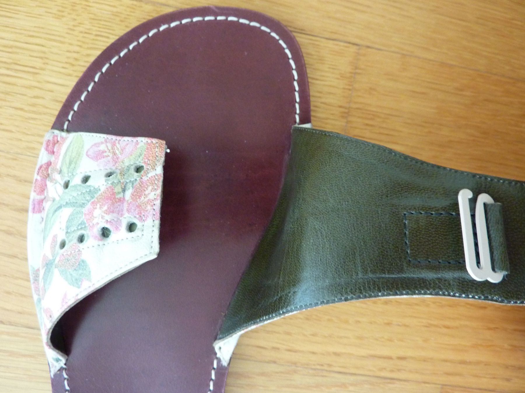 Scarpe da donna: Pantoletten Mules Sandalen – Usato da Allschwil venduto da millefiori3 4