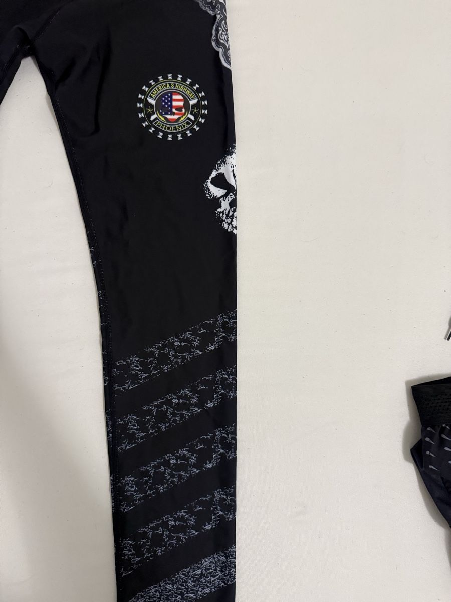 Hosen: Venum x Tekken 8 Compression Spats Schwarz – Neu (gemäss Beschreibung) aus Bern von dav_gm8h 3