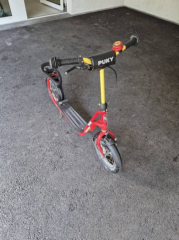 Kickboard: Trottinette  – D'occasion à Aarburg par Vagos