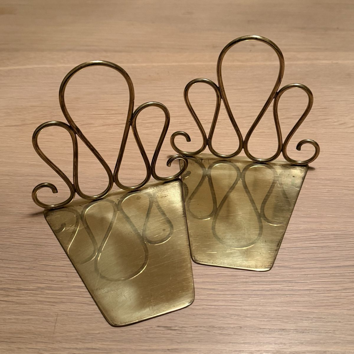 Altro in Decorazioni & Accessori: Messing Buchstütze – Usato da Winterthur venduto da gutDingmint 4