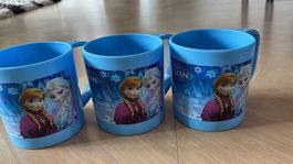 Kunstoff Tassen Frozen Elsa & Anna