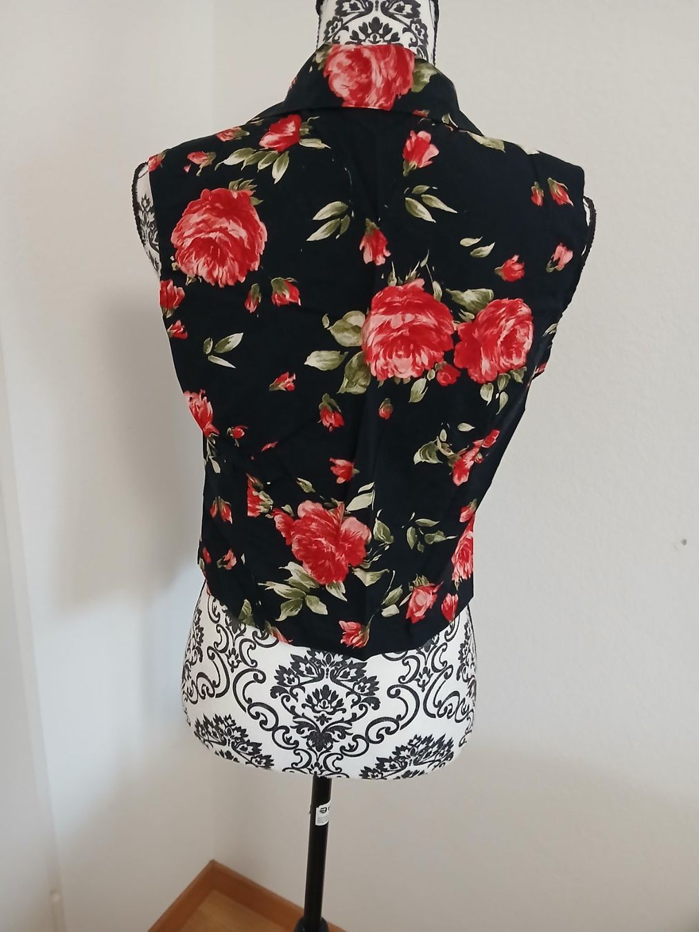 Top: Sommertop - Blumenmuster - Knoten - Gr. L – Nuovo (secondo la descrizione) da Glattbrugg venduto da fin_66d8 2