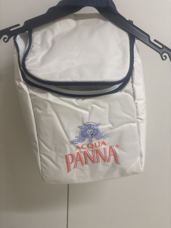 Kühltasche Acqua Panna Rucksack weiss neuwertig