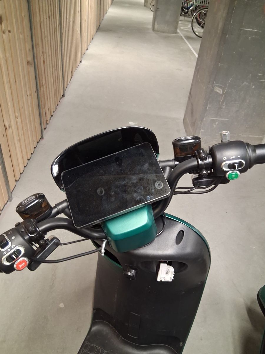 Scooters: 2 Escooters fur teilen  – Gebraucht aus Basel von rub_vz9m 2