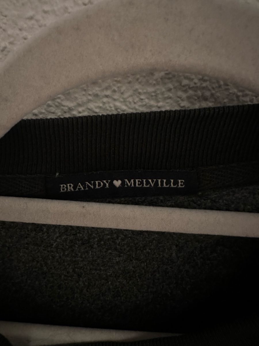 Brandy Melville Maglioni & Felpe: Brand Melville Sweatshirt – Usato da Eschenbach LU venduto da Tatzi1 3