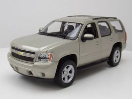 Chevrolet Tahoe III LT 2006-2013 beige met.   1:24 von Welly