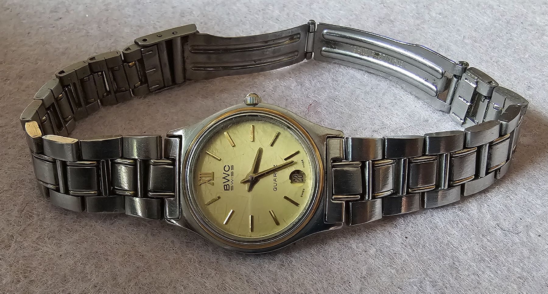 Swiss Orologi: BWC SWISS Elegante Damenuhr 25.2 mm – Usato da Speicher venduto da Swisswtch 2