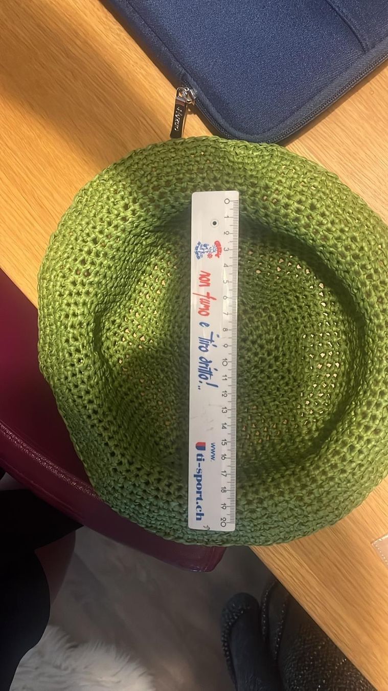 Copricapi, berretti & cappellini: Cappello fatto a mano con rafia – Nuovo (secondo la descrizione) da Davesco-Soragno venduto da paperoga 5