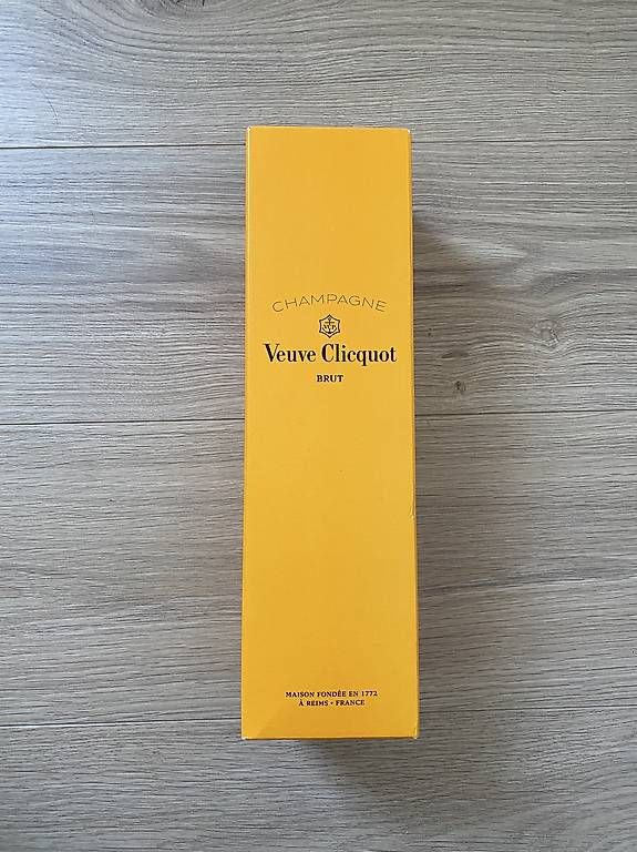 Wein: Champagne Veuve Clicquot – Gebraucht aus Genève von ili_5y7q