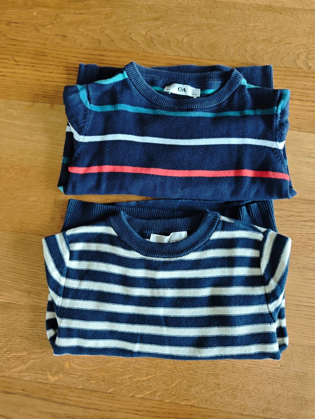 Lotti & Set di vestiti: Kleiderpaket Junge 104 – Usato da Emmen venduto da Mare.Sim 2