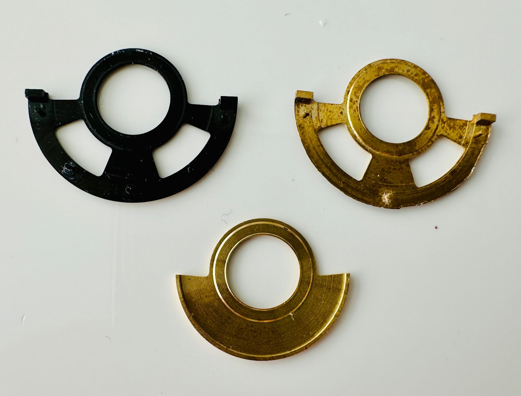 Perrelet Orologi: PERRELET Swiss Made - Lot de 3 masses oscillantes – Usato da Conthey venduto da advisia 1