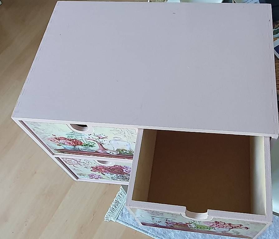 Ikea Kommoden: MOPPE Mini-Kommode-  IKEA Hack – Neu (gemäss Beschreibung) aus Riedholz von Suroman 2